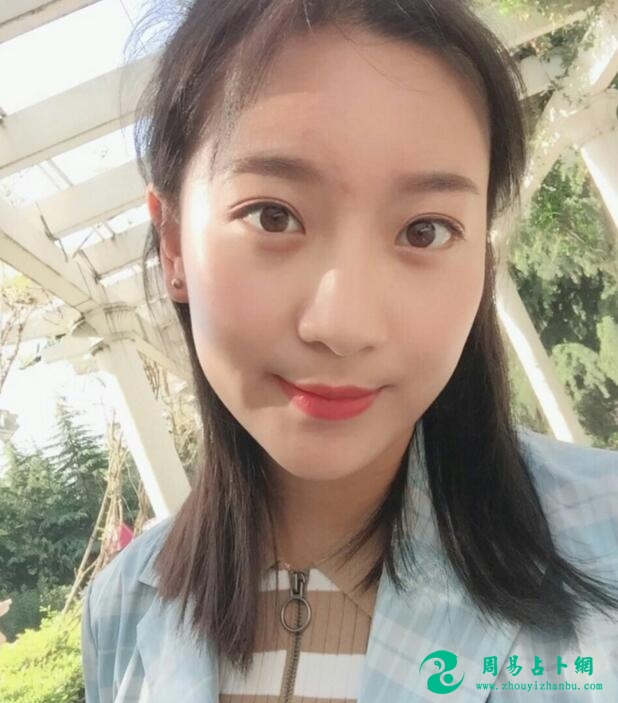 事业上容易成功，烂桃花多的面相
