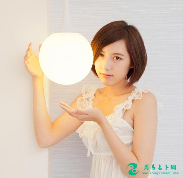 下半年吉星高照，赚大钱金玉满堂的4大生肖！