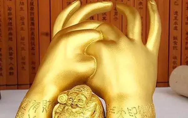 下半年财气冲天，招财进宝，金玉满堂的三大生肖！