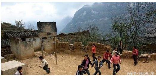 透出财官印，晚运较早运好的生肖