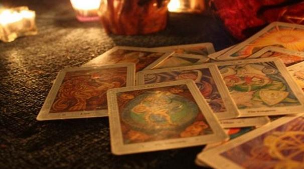 塔罗牌占卜：你喜欢的人是否喜欢你