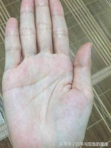 劳苦命的手相，天生不聚财