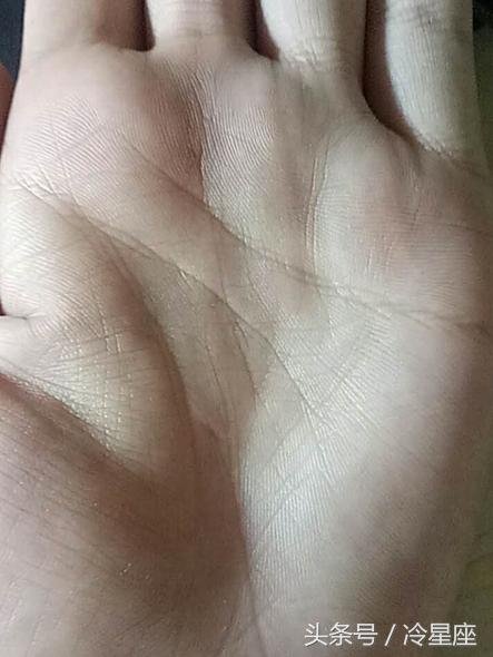 这种手相的人，天生好命，此生必定大富大贵