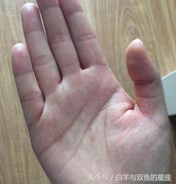 百年难得一遇的手相，注定是福大命大之人