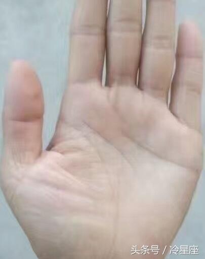 百年难遇的富豪手相，必能发家致富