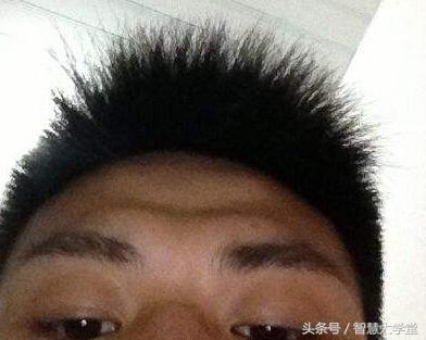 这种面相的人，命运坎坷，注定难成大业