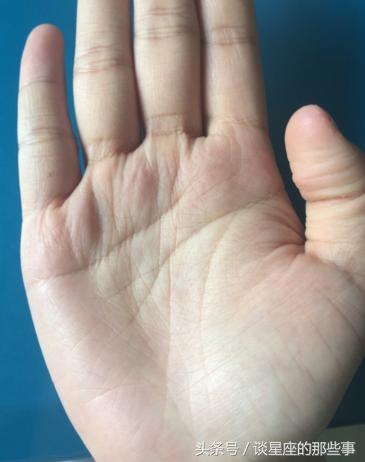 这种手相的人，天生就是劳碌命，再有钱也闲不住！