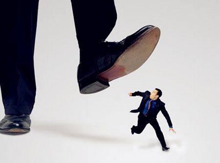 2017年小人多！这三大生肖千万要谨慎小心