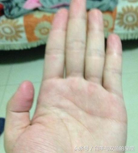 有点小钱就败家，注定存不住钱的手相