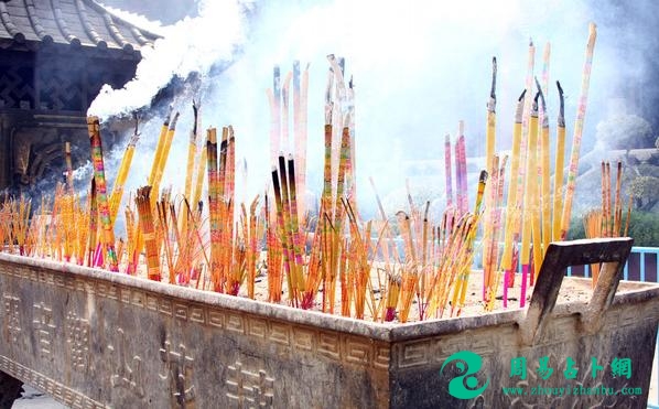 算命是知命，可以趋吉避凶，道家高人指点迷津，让命弱的我知道如何去改善自己的命运！（附经历）