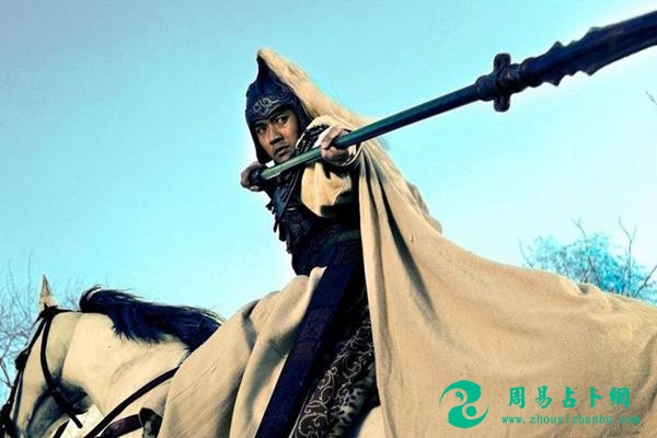 有哪些惊艳的名人名字，出自《诗经》或《周易》？